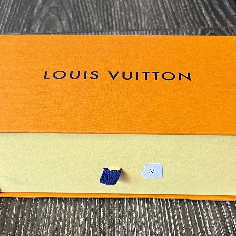 Louis Vuitton sunglasses box only. Please NOTE this is a box only!!